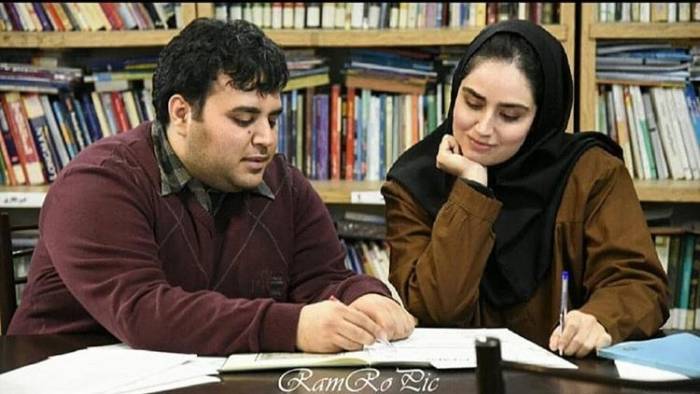 بیوگرافی هانیه غلامی + و همسرش و مادر هنرمندش