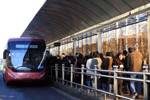 اتوبوس و مترو برای دانش آموزان و دانشجویان رایگان شد